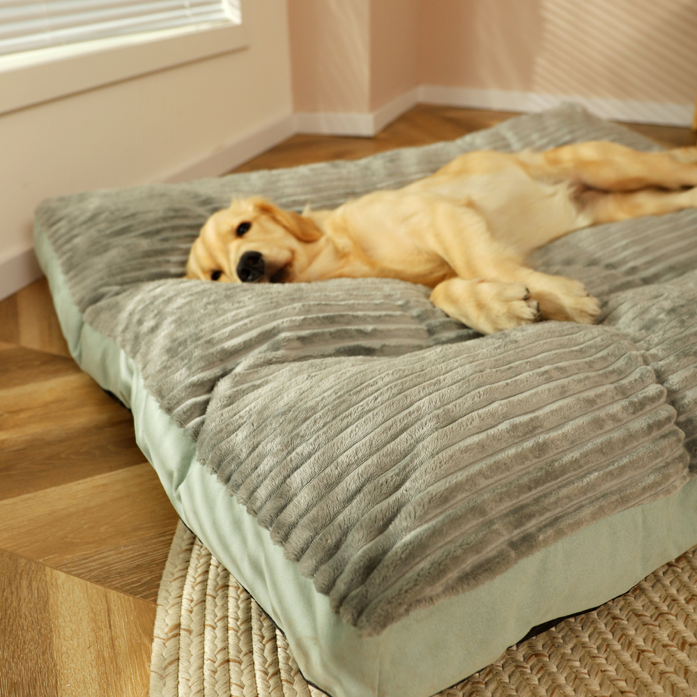 PurrClean Washable Pet Bed — Easy-Clean Comfort Mat